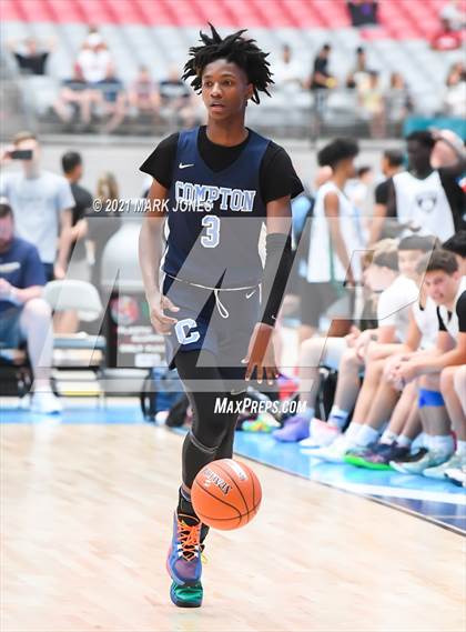 Thumbnail 1 in Compton vs. Mesquite - Section 7 Basketball Tournament photogallery.