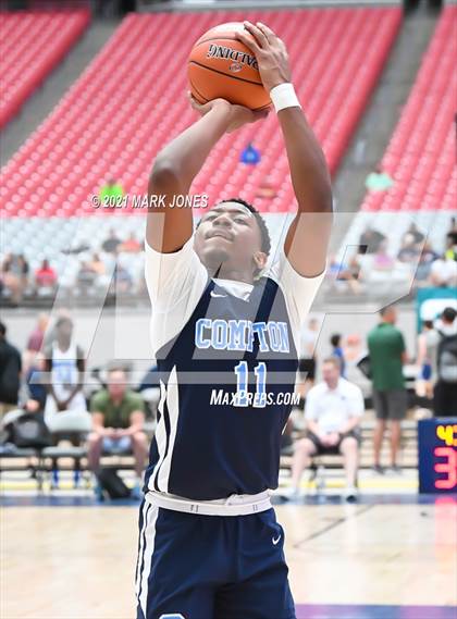 Thumbnail 1 in Compton vs. Mesquite - Section 7 Basketball Tournament photogallery.
