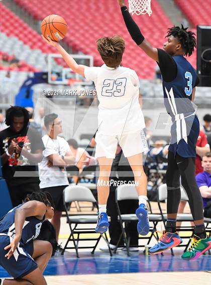 Thumbnail 2 in Compton vs. Mesquite - Section 7 Basketball Tournament photogallery.