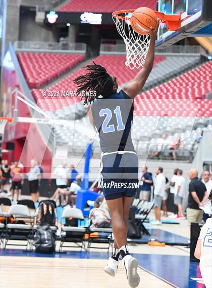 Thumbnail 2 in Compton vs. Mesquite - Section 7 Basketball Tournament photogallery.