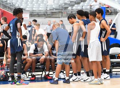 Thumbnail 3 in Compton vs. Mesquite - Section 7 Basketball Tournament photogallery.