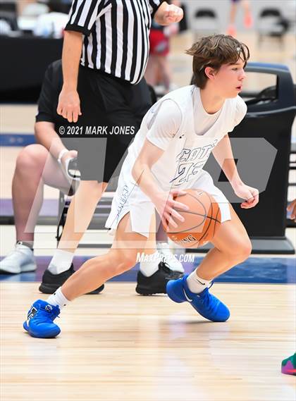 Thumbnail 1 in Compton vs. Mesquite - Section 7 Basketball Tournament photogallery.