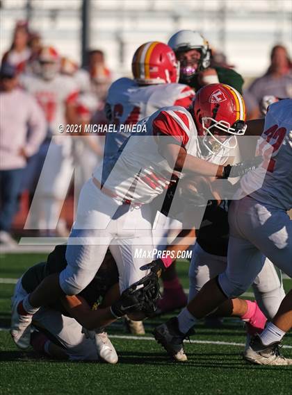 Thumbnail 3 in Loara @ Rancho Alamitos photogallery.