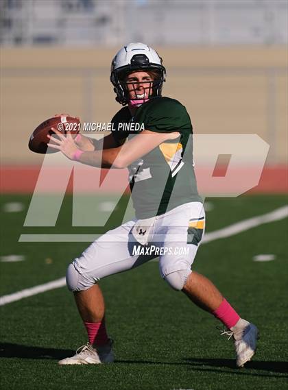 Thumbnail 2 in Loara @ Rancho Alamitos photogallery.