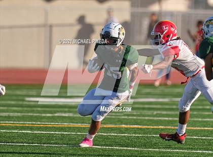 Thumbnail 1 in Loara @ Rancho Alamitos photogallery.