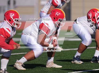 Thumbnail 1 in Loara @ Rancho Alamitos photogallery.