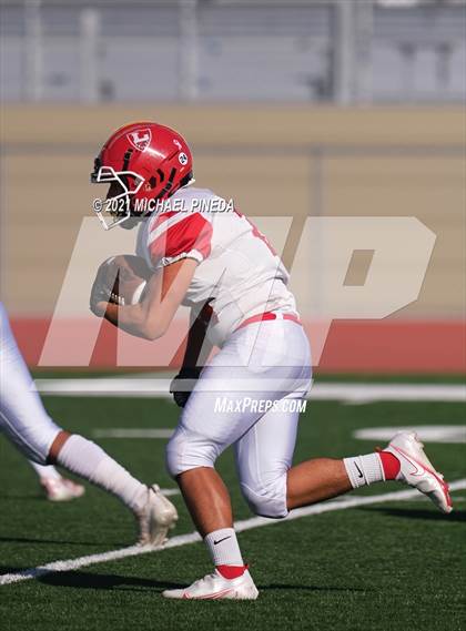 Thumbnail 2 in Loara @ Rancho Alamitos photogallery.