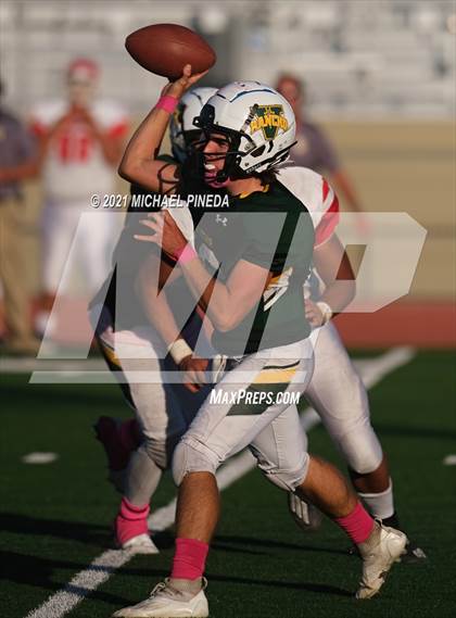Thumbnail 1 in Loara @ Rancho Alamitos photogallery.
