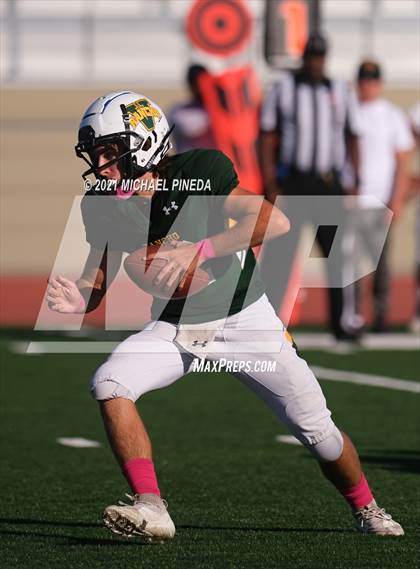 Thumbnail 3 in Loara @ Rancho Alamitos photogallery.