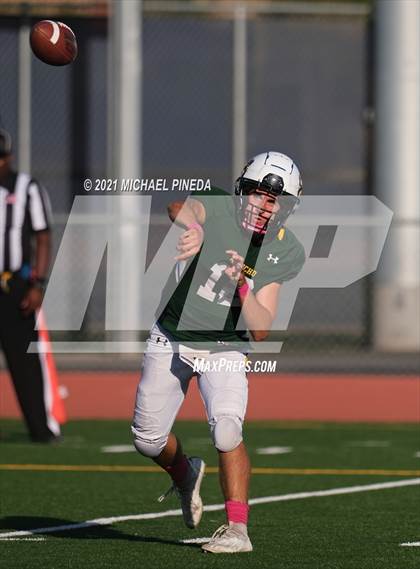 Thumbnail 1 in Loara @ Rancho Alamitos photogallery.