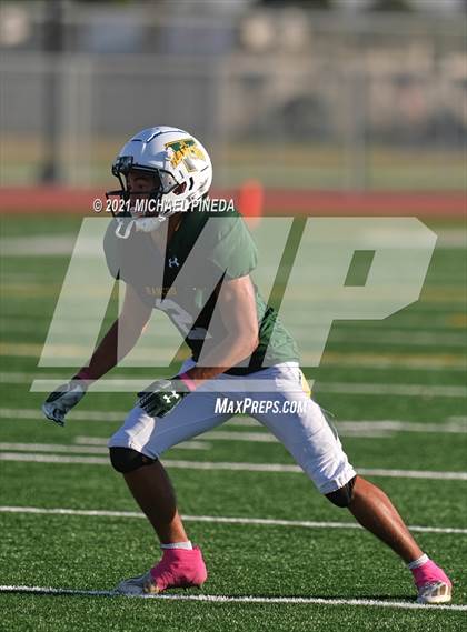 Thumbnail 1 in Loara @ Rancho Alamitos photogallery.