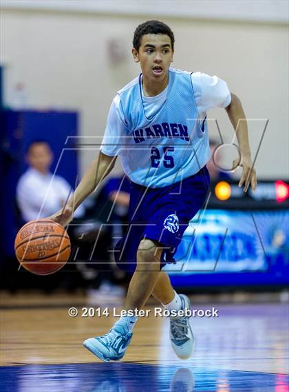Thumbnail 3 in MacArthur vs Warren B photogallery.