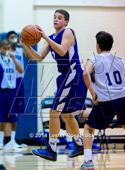 Thumbnail 3 in MacArthur vs Warren B photogallery.