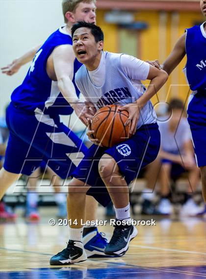 Thumbnail 1 in MacArthur vs Warren B photogallery.