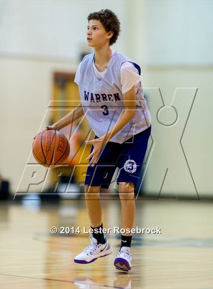 Thumbnail 2 in MacArthur vs Warren B photogallery.