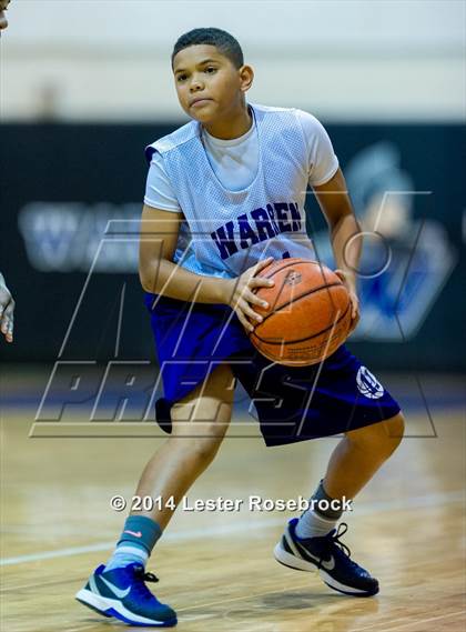 Thumbnail 3 in MacArthur vs Warren B photogallery.