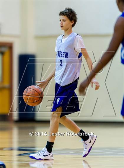 Thumbnail 3 in MacArthur vs Warren B photogallery.