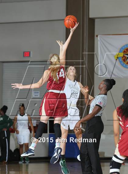 Thumbnail 2 in Cypress Woods vs. Cypress Falls (McDonald's Texas Invitational) photogallery.