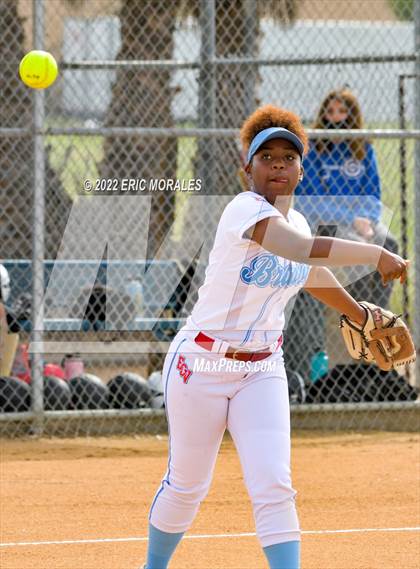 Thumbnail 2 in Chula Vista Learning Community Charter @ El Cajon Valley photogallery.