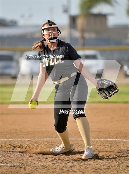 Thumbnail 1 in Chula Vista Learning Community Charter @ El Cajon Valley photogallery.