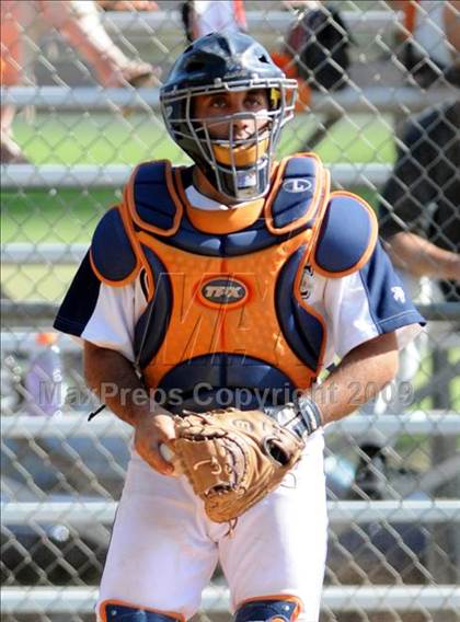 Thumbnail 3 in Harvard-Westlake @ Chaminade photogallery.