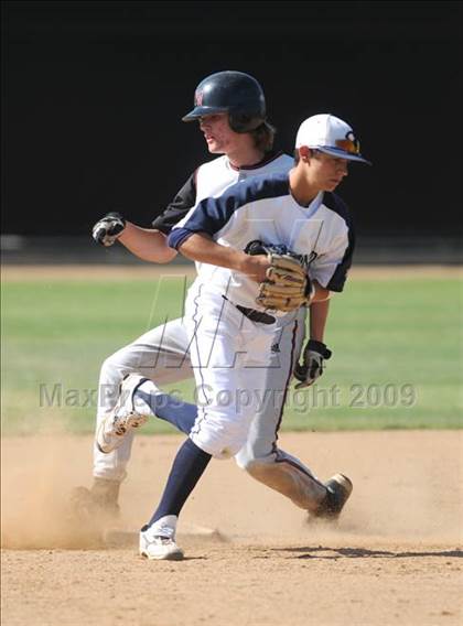 Thumbnail 3 in Harvard-Westlake @ Chaminade photogallery.