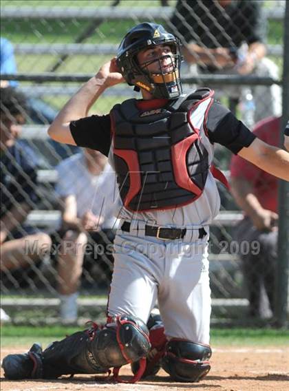 Thumbnail 2 in Harvard-Westlake @ Chaminade photogallery.