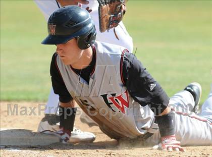 Thumbnail 2 in Harvard-Westlake @ Chaminade photogallery.