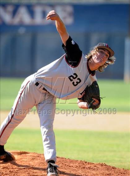 Thumbnail 1 in Harvard-Westlake @ Chaminade photogallery.