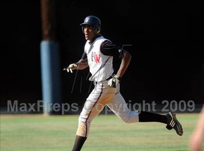 Thumbnail 1 in Harvard-Westlake @ Chaminade photogallery.