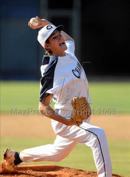 Thumbnail 3 in Harvard-Westlake @ Chaminade photogallery.