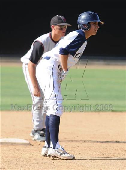 Thumbnail 1 in Harvard-Westlake @ Chaminade photogallery.