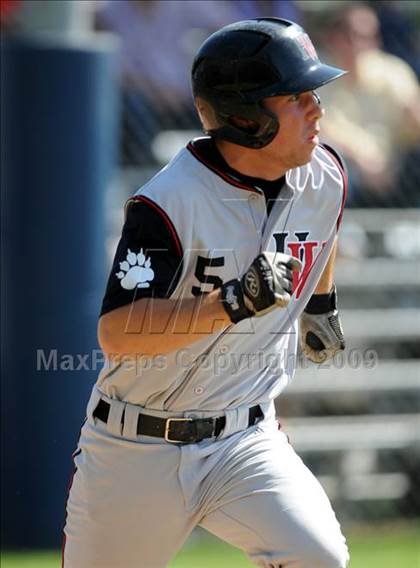 Thumbnail 2 in Harvard-Westlake @ Chaminade photogallery.
