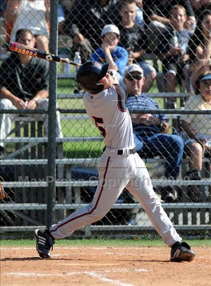 Thumbnail 1 in Harvard-Westlake @ Chaminade photogallery.