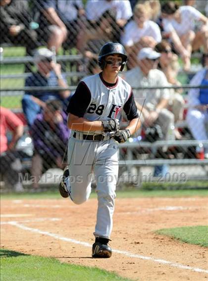 Thumbnail 3 in Harvard-Westlake @ Chaminade photogallery.