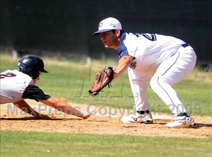 Thumbnail 2 in Harvard-Westlake @ Chaminade photogallery.