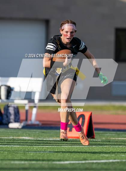 Thumbnail 3 in Arapahoe vs Rock Canyon photogallery.