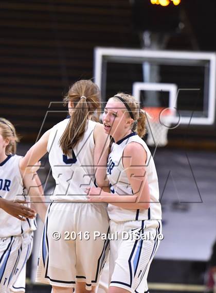 Thumbnail 3 in Holy Family vs. Valor Christian (CHSAA 4A Semifinal) photogallery.