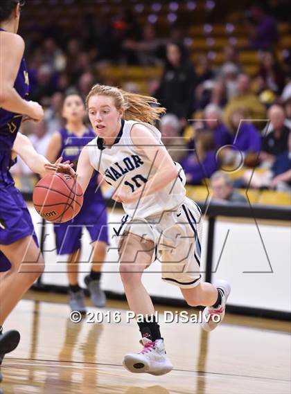 Thumbnail 3 in Holy Family vs. Valor Christian (CHSAA 4A Semifinal) photogallery.