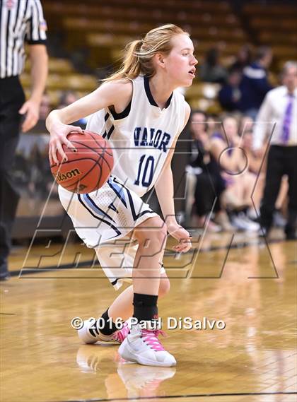 Thumbnail 1 in Holy Family vs. Valor Christian (CHSAA 4A Semifinal) photogallery.