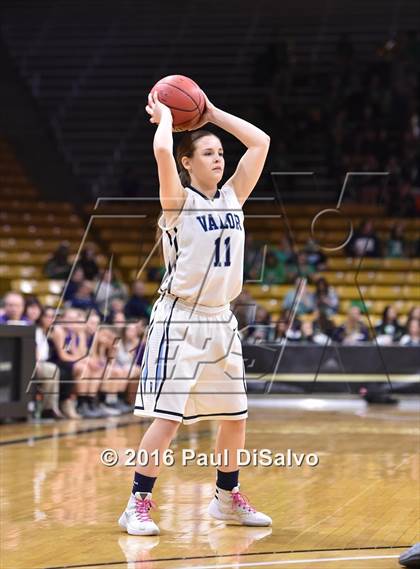 Thumbnail 2 in Holy Family vs. Valor Christian (CHSAA 4A Semifinal) photogallery.