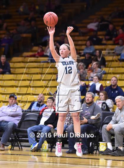 Thumbnail 2 in Holy Family vs. Valor Christian (CHSAA 4A Semifinal) photogallery.