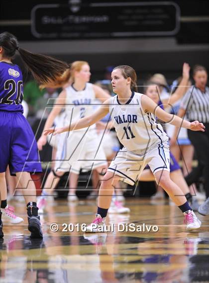 Thumbnail 1 in Holy Family vs. Valor Christian (CHSAA 4A Semifinal) photogallery.