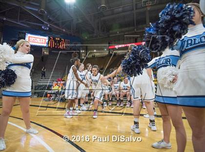 Thumbnail 1 in Holy Family vs. Valor Christian (CHSAA 4A Semifinal) photogallery.