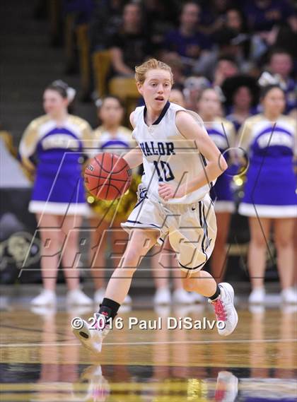 Thumbnail 1 in Holy Family vs. Valor Christian (CHSAA 4A Semifinal) photogallery.