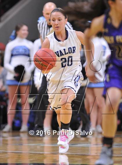 Thumbnail 1 in Holy Family vs. Valor Christian (CHSAA 4A Semifinal) photogallery.