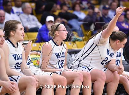Thumbnail 1 in Holy Family vs. Valor Christian (CHSAA 4A Semifinal) photogallery.