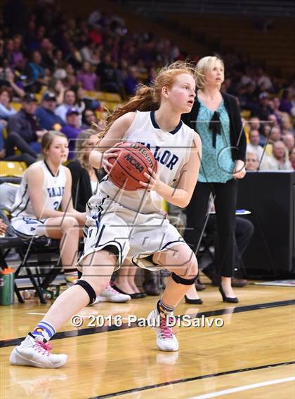 Thumbnail 1 in Holy Family vs. Valor Christian (CHSAA 4A Semifinal) photogallery.