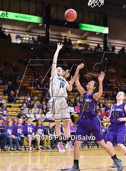 Thumbnail 2 in Holy Family vs. Valor Christian (CHSAA 4A Semifinal) photogallery.