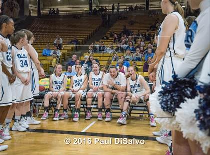 Thumbnail 3 in Holy Family vs. Valor Christian (CHSAA 4A Semifinal) photogallery.